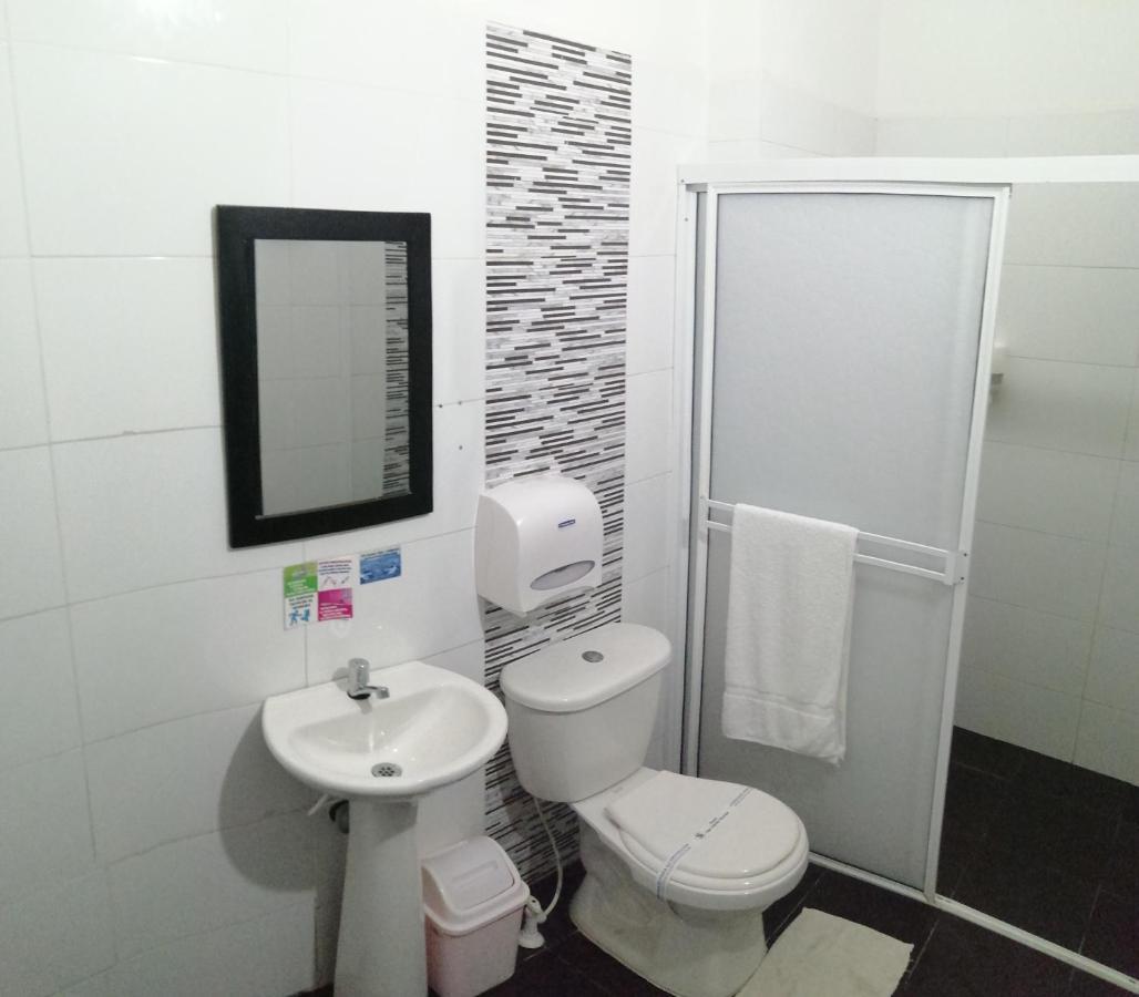 Hotel San Adolfo Carepa מראה חיצוני תמונה