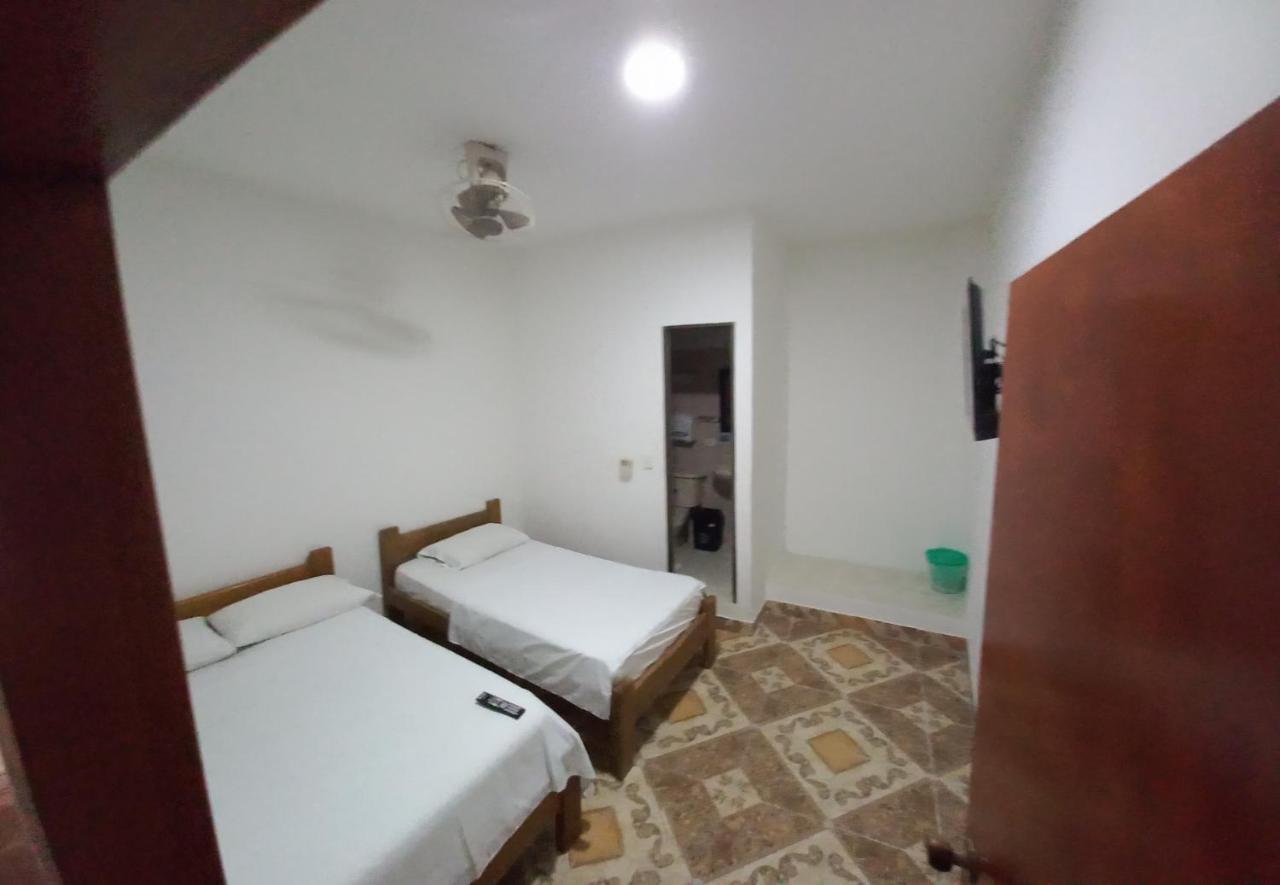 Hotel San Adolfo Carepa מראה חיצוני תמונה