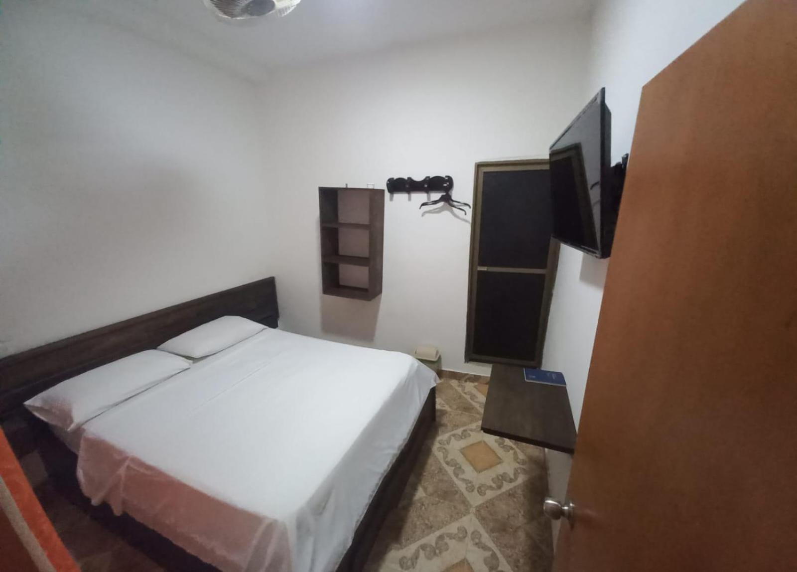 Hotel San Adolfo Carepa מראה חיצוני תמונה