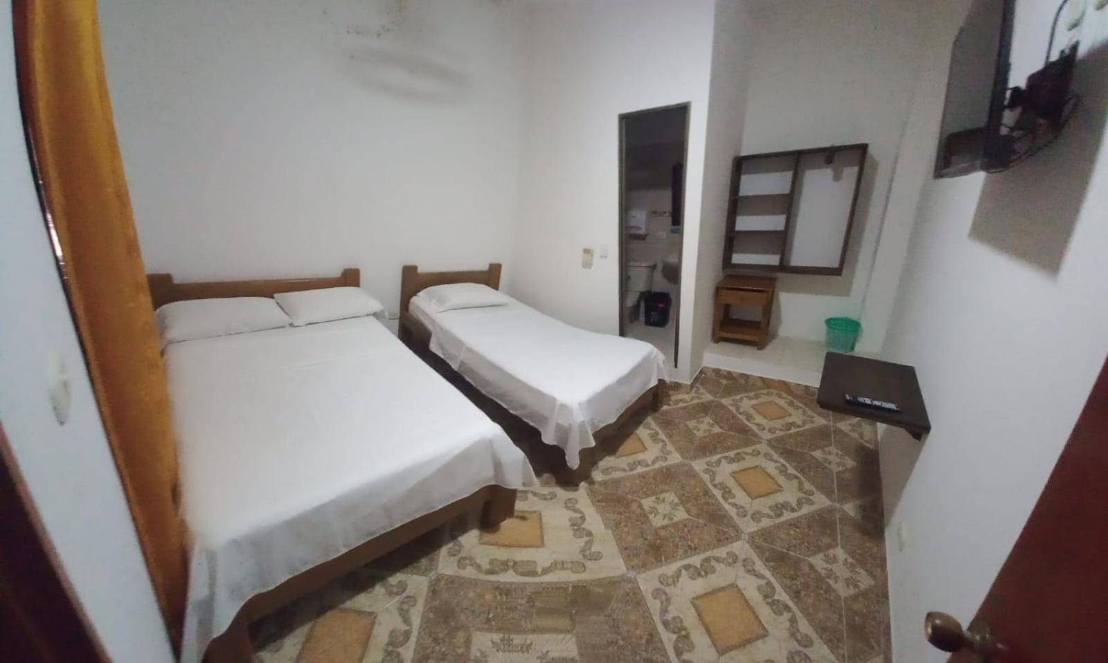 Hotel San Adolfo Carepa מראה חיצוני תמונה